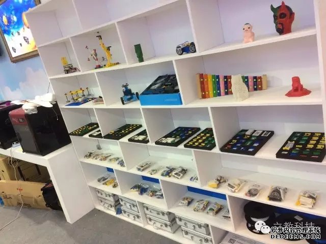立教科技闪耀第三届南京教育装备展,STEM创客